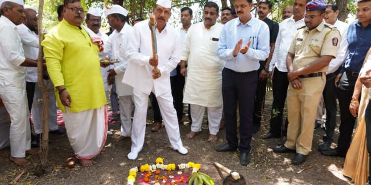 आदिवासी उद्योजकांना प्रक्रिया उद्योगांसाठी आर्थिक पाठबळ देणार – मंत्री डॉ. विजयकुमार गावित