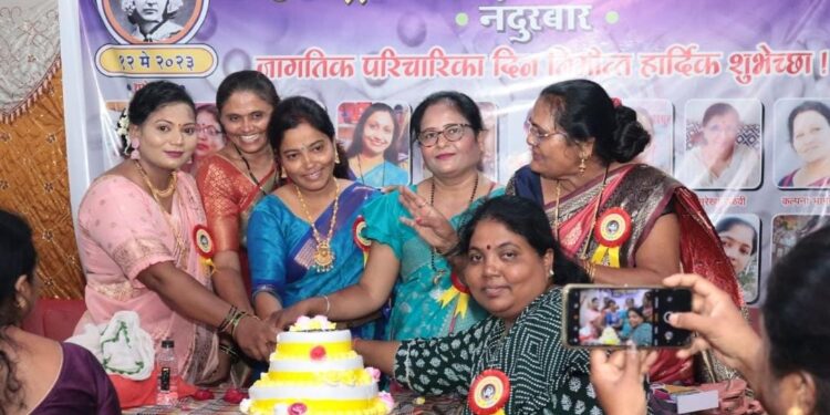 नर्सेस संघटनेतर्फे सेवानिवृत्त परीचारीकांचा सत्कार