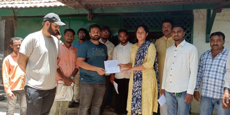 काळंबा परिसरात मादी बिबट्यासह पिल्ल्यांचे वास्तव्य,नागरिकांमध्ये भीतीचे वातावरण,वन विभागाचे दुर्लक्ष