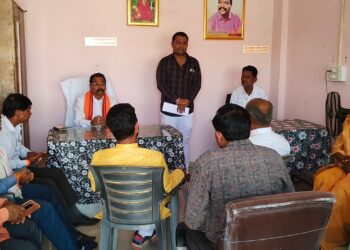 अक्कलकुवा बाजार समितीच्या पहिल्या बैठकीत बैल बाजार भरविण्याचा निर्णय