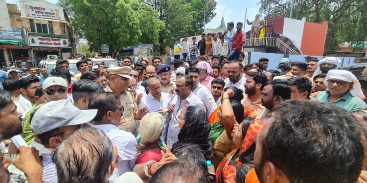 शहादा शहरात किरकोळ कारणावरून झाला वाद, समाज कंटकांचा बंदोबस्ताची मागणी