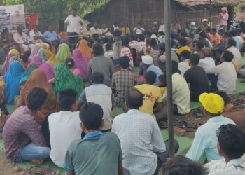 नवागाव येथे  १ तास राष्ट्रवादीसाठी उपक्रम