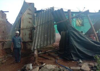 चक्री वादळाचा वेग होता ६५ कि.मी.: नंदूरबार तालुक्यात सुमारे ५० घरांचे नुकसान