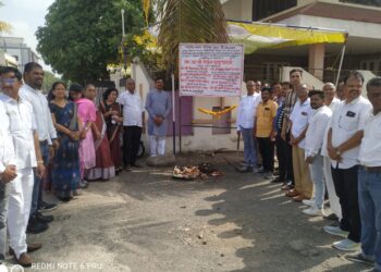 वैशिष्ट्ये पूर्ण योजनेतून शहादा शहरातील विविध प्रभागात सात कोटींच्या विविध विकास कामांचे भूमिपूजन