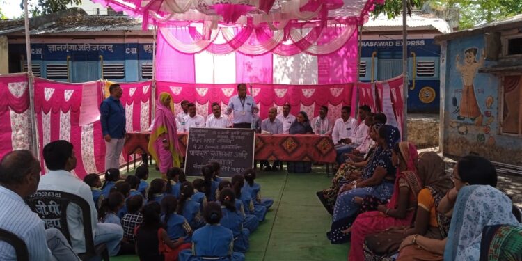 डायटचे प्राचार्य जगराम भटकर यांची म्हसावद शाळेला भेट