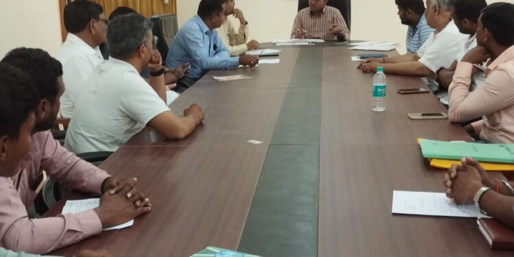 जिल्ह्यात ४ लाख बीटी कापसाची पाकीट उपलब्ध, जादा दराने विक्री करणाऱ्यावर कडक कारवाईचा ईशारा