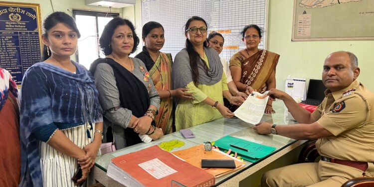 आ.जितेंद्र आव्हाड यांच्यावर कारवाईची, भाजपा महिला मोर्चाची मागणी