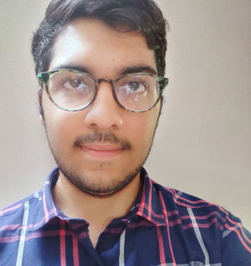 विराज जैन नीट परीक्षेत जिल्ह्यात प्रथम