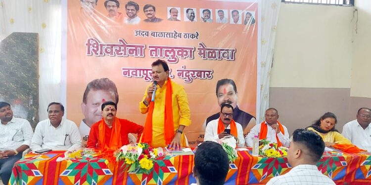 प्रा.शरद पाटील सरांनी घेतला शिवसैनिकांचा वर्ग