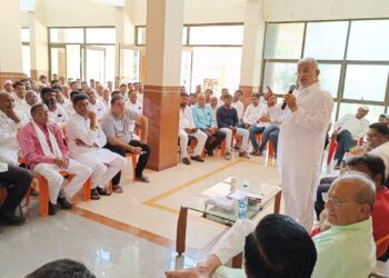 जिल्ह्यातून शेकडोंवर कार्यकर्ते मुंबईत मेळाव्याला जाणार; संपर्कप्रमुख चंद्रकांत रघुवंशी