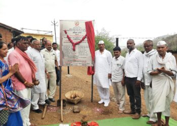 राज्यातील सर्व आश्रमशाळांना वॉशिंग मशिन देणार -पालकमंत्री डॉ.विजयकुमार गावित