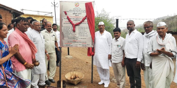राज्यातील सर्व आश्रमशाळांना वॉशिंग मशिन देणार -पालकमंत्री डॉ.विजयकुमार गावित