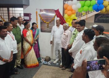 दोन वर्षांत राज्यातील सर्व आश्रमशाळा, वसतीगृहांना असतील स्वमालकीच्या इमारतीत -पालकमंत्री डॉ.विजयकुमार गावित