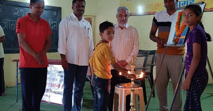 जळखे आश्रमशाळेत योग दिन उत्साहात साजरा