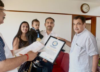 दीड वर्षाच्या महिरेचा जागतिक विक्रम वर्ल्ड वाईड बुक मध्ये नोंद