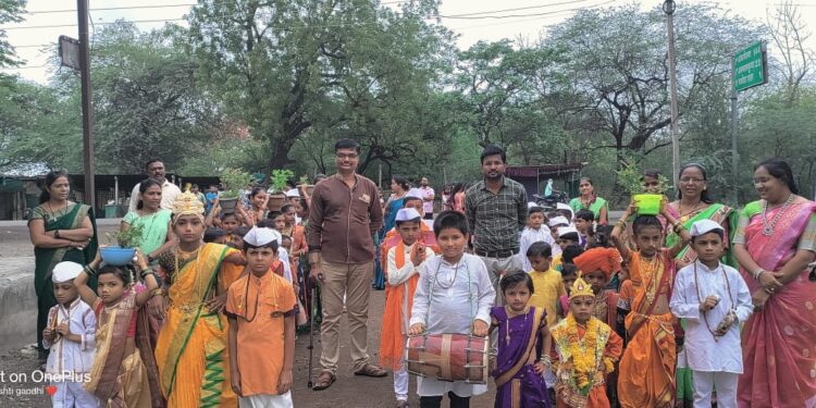 विद्या गौरव येथे आषाढी एकादशी उत्साहात साजरी