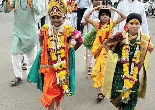 अनुभवावी वारी एकदा तरी डी.आर. हायस्कूलचा उपक्रम
