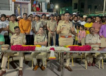 पोलीस अधीक्षक पी.आर.पाटील यांच्या आवाहनाला प्रतिसाद देत आषाढी एकादशीमुळे बकरी ईदला कुर्बानी न देण्याचा  निर्णय