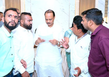 नुकसानग्रस्त शेतकर्‍यांना त्वरीत भरपाई मिळावी, राष्ट्रवादी युवकतर्फे निवेदन