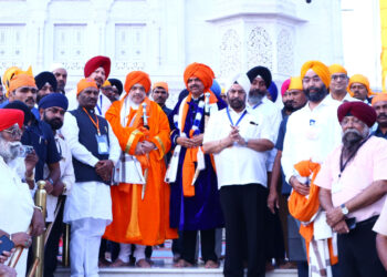 तख्त सचखंड श्री हुजूर साहिब गुरुद्वारा येथे केंद्रीय गृहमंत्री अमित शाह यांनी घेतले दर्शन