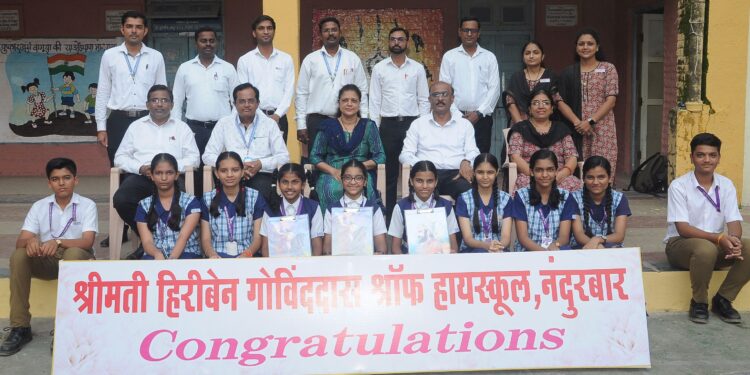 श्रॉफ हायस्कूलच्या विद्यार्थ्यांची शिष्यवृत्ती परीक्षेत यशस्वी झेप