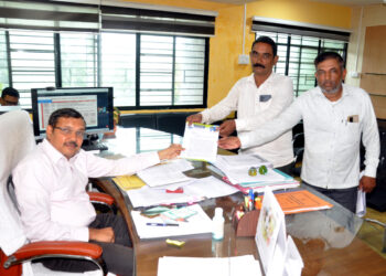 जिल्ह्यातील अल्पसंख्यांक व अल्पभाषिक शाळांची व संस्थांची चौकशीची आम आदमी शेतकरी संघटनेची मागणी