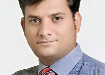 प्रा. प्रकाश पाठक विशेष प्रविण्याने सेट उत्तीर्ण