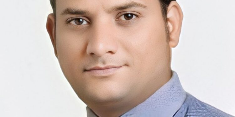 प्रा. प्रकाश पाठक विशेष प्रविण्याने सेट उत्तीर्ण