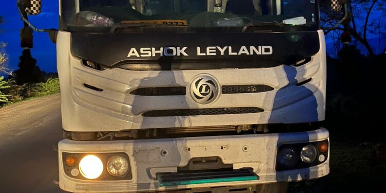 आरटीओ कार्यालयातील चोरी झालेले डंपर महाखनिज ॲप व जीपीएस तंत्रज्ञानाचा वापर करुन तहसिलदार पुलकितसिंह यांनी पकडला