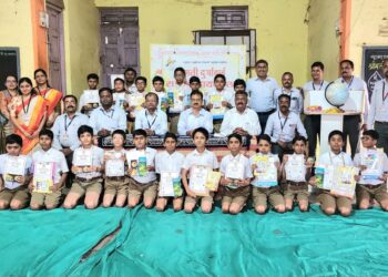 डी.आर.हायस्कूल मध्ये वसुंधरा पूजन