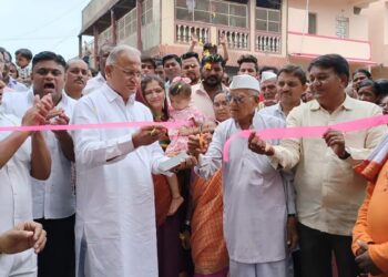 संत सावता महाराज प्रवेशद्वाराचे लोकार्पण