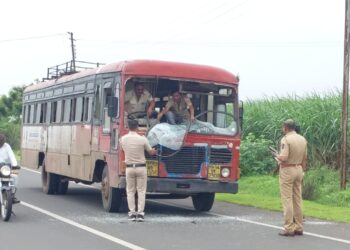 मणिपूर घटनेच्या निषेधार्थ जिल्हाभर कडकडीत बंद, दोन ठिकाणी बसवर दगडफेक