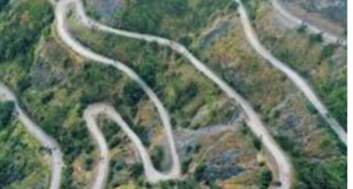 चॉंदसैली घाटात २८ जुलै ते २८ ऑगस्ट   दरम्यान वाहतुक बंद;अत्यावश्यक सेवेतील वाहनांची वाहतुक सुरू राहील