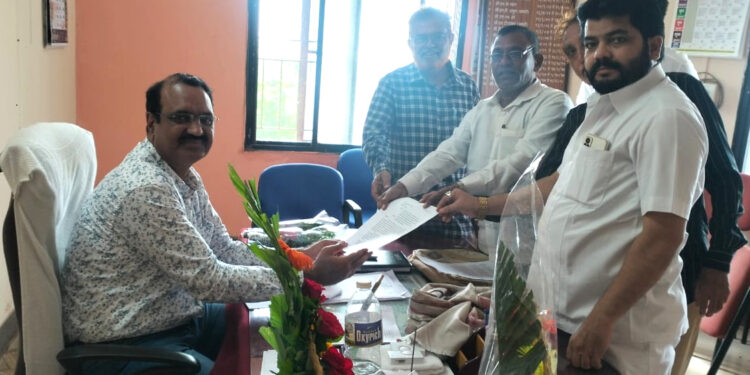 बेकायदेशीर भरती प्रक्रियेची चौकशी करण्याची मागणी