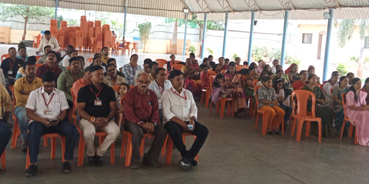 व्हॉईस ऑफ मिडीयाचा जिल्हास्तरीय कौटूंबिक स्नेहमेळावा उत्साहात