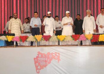 धुळे-इंदूर रेल्वे मार्ग लवकर पूर्ण करणार; सुलवाडे-जामफळ योजनेच्या कामास निधी कमी पडू देणार नाही – मुख्यमंत्री एकनाथ शिंदे