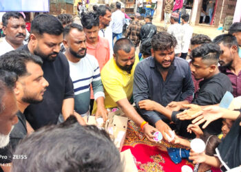 राष्ट्रवादी युवक कॉंग्रेसतर्फे मोहरमनिमित्त आईस्क्रीम वाटप