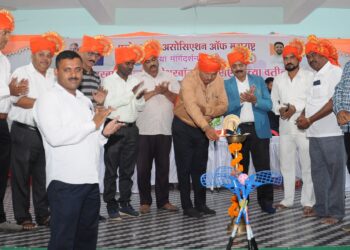 नंदूरबार येथे फ्लोअरबॉल स्पर्धेचे शानदार उद्घाटन