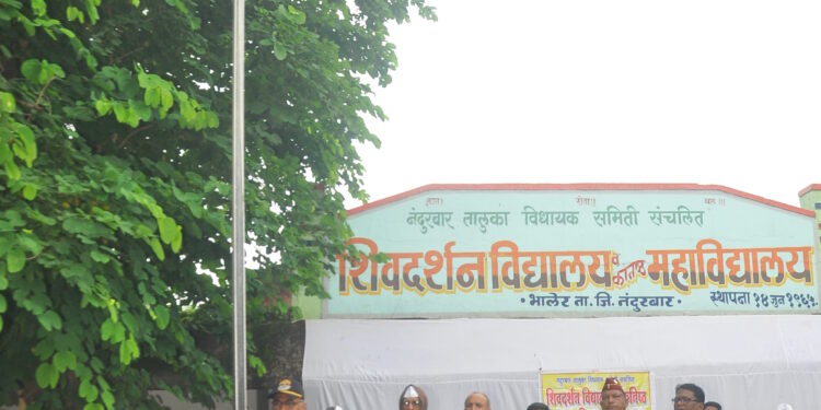 भालेर येथील शिवदर्शन विद्यालयात स्वातंत्र्य दिनी माजी सैनिकांचा सत्कार