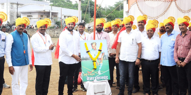 राष्ट्रीय क्रीडा दिनानिमित्त कबड्डी स्पर्धा प्रारंभ