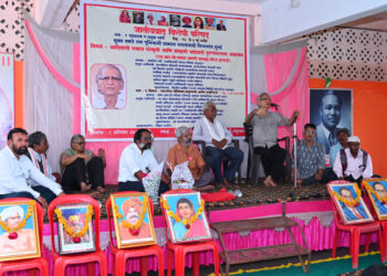 आदिवासींनी सांस्कृतिक सभ्यतेसोबत संविधान संरक्षणाचा लढा तीव्र करणे गरजेचे:- डॉ.राम पूनीयानी