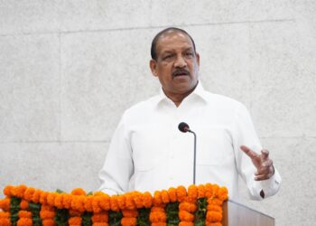 जात पडताळणी प्रकरणे जलदगतीने निकाली काढण्यासाठी आवश्यक सोयी-सुविधा पुरविणार : डॉ. विजयकुमार गावित