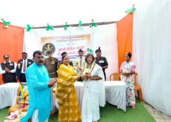 नंदूरबार येथे राष्ट्रवादी युवक कॉंग्रेसतर्फेमाजी सैनिक व वीर पत्नी यांचा गौरव