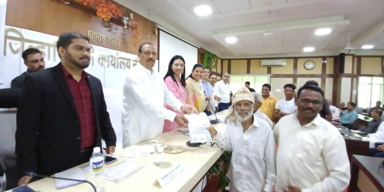 नंदुरबार जिल्ह्यासाठी २७ हजार  घरकुले मंजूर : पालकमंत्री डॉ. विजयकुमार गावित