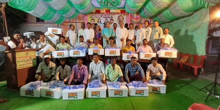 आदिवासी बांधवांच्या कृषिपुरक उद्योगांना प्रोत्साहन देण्यासाठी ‘जो जे वांछील ते तो लाहो’ प्रमाणे धोरण : पालकमंत्री डॉ. विजयकुमार गावित