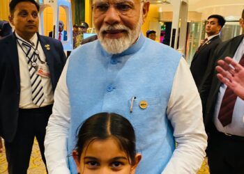 अरे व्वा: पंतप्रधान मोदींनी जोहान्सबर्ग येथे साधला नंदुरबारच्या चिमुकलीशी संवाद