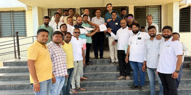 शहादा तालुका दुष्काळी जाहीर करण्यात यावा -मकरंद पाटील साहेब युवा मंचची मागणी