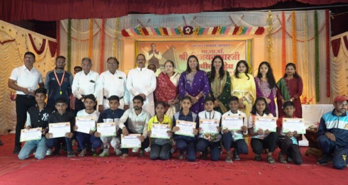 ना.डॉ.विजयकुमार गावित यांच्या वाढदिवसानिमित्त मॅरेथॉन स्पर्धेचे यशस्वी आयोजन