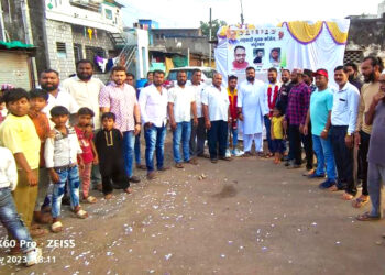 जुना बैल बाजारात राष्ट्रवादी युवक कॉंग्रेस शाखेचे अनावरण