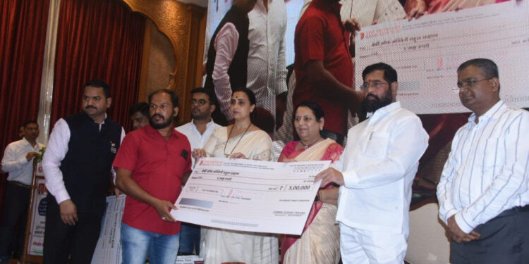 मुख्यमंत्री वैद्यकीय सहाय्यता निधीच्या लाभार्थींसाठी मोबाईल ॲप तथा व्हॉट्स ॲप हेल्पलाईन